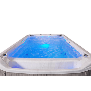 Outdoor Air Whirlpool Swimming Pool